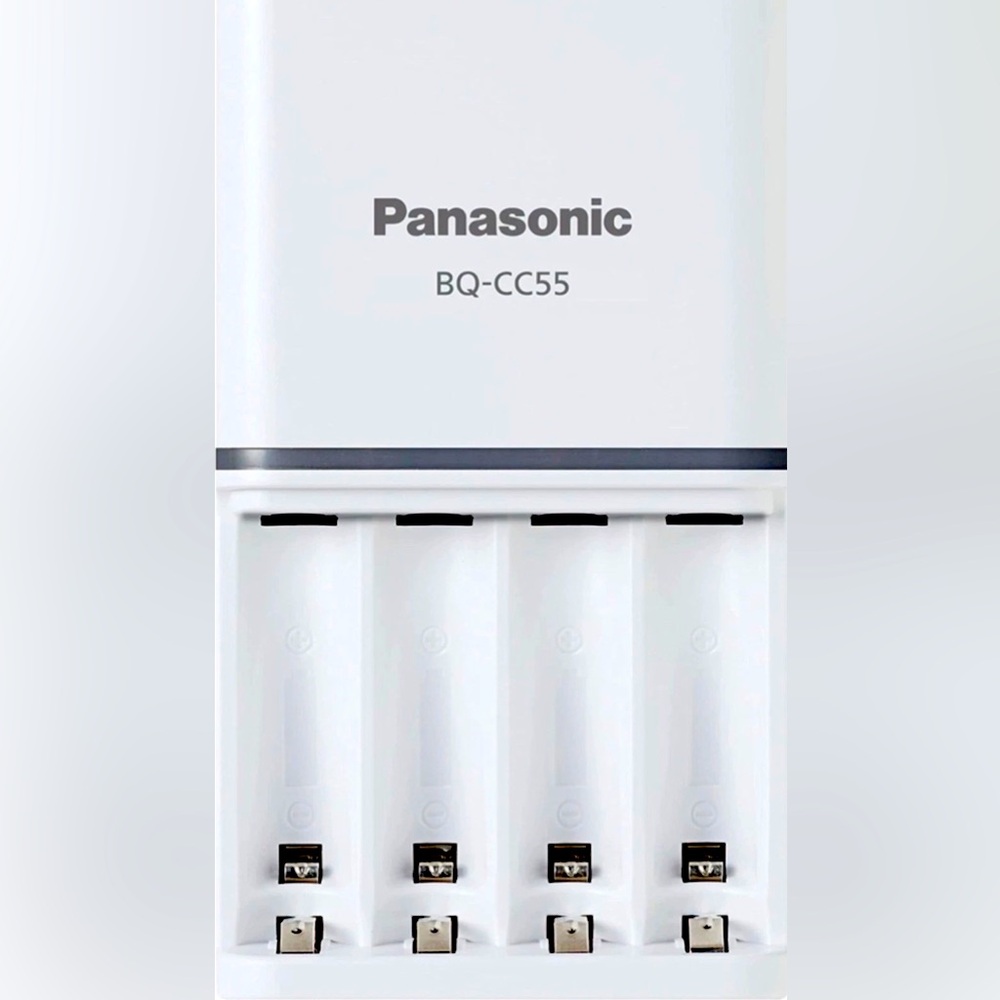 Panasonic BQ-CC55 Ni-MH Smart Battery Charger for AA & AAA Batteries / New